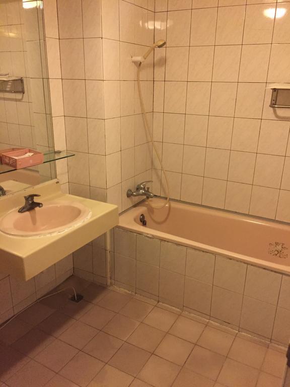 גאושיונג Bazhong Sentosa Hotel מראה חיצוני תמונה